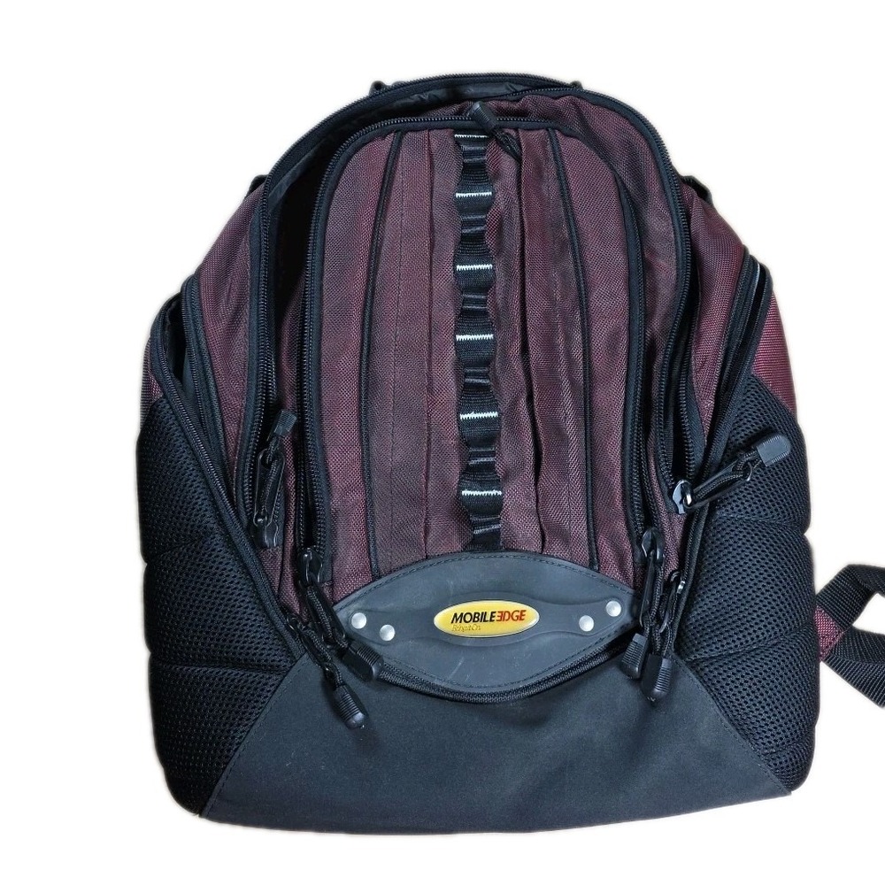 MobilEdge Bring It On Premium Gamer Backpack Gaming Safe Travel‎ Bag Padded